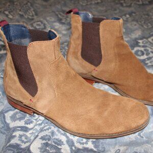 Men's Size 11.5 Johnston & Murphy Chelsea Suede Boot